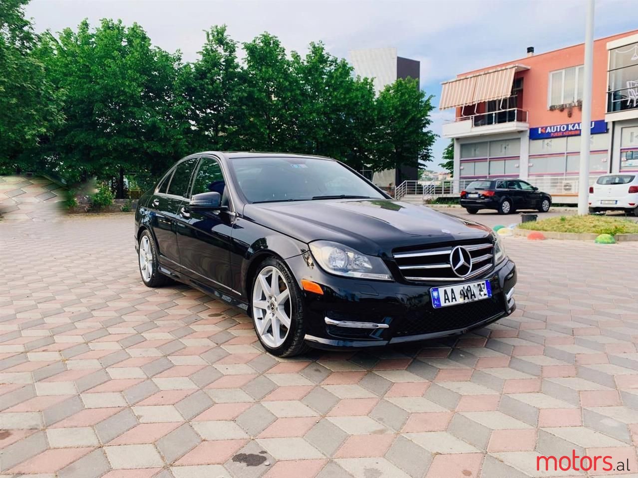 2009' Mercedes-Benz C 320 photo #3