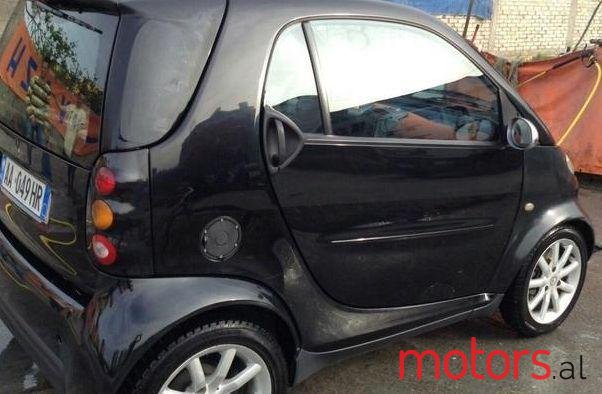 2001' Smart Fortwo photo #2