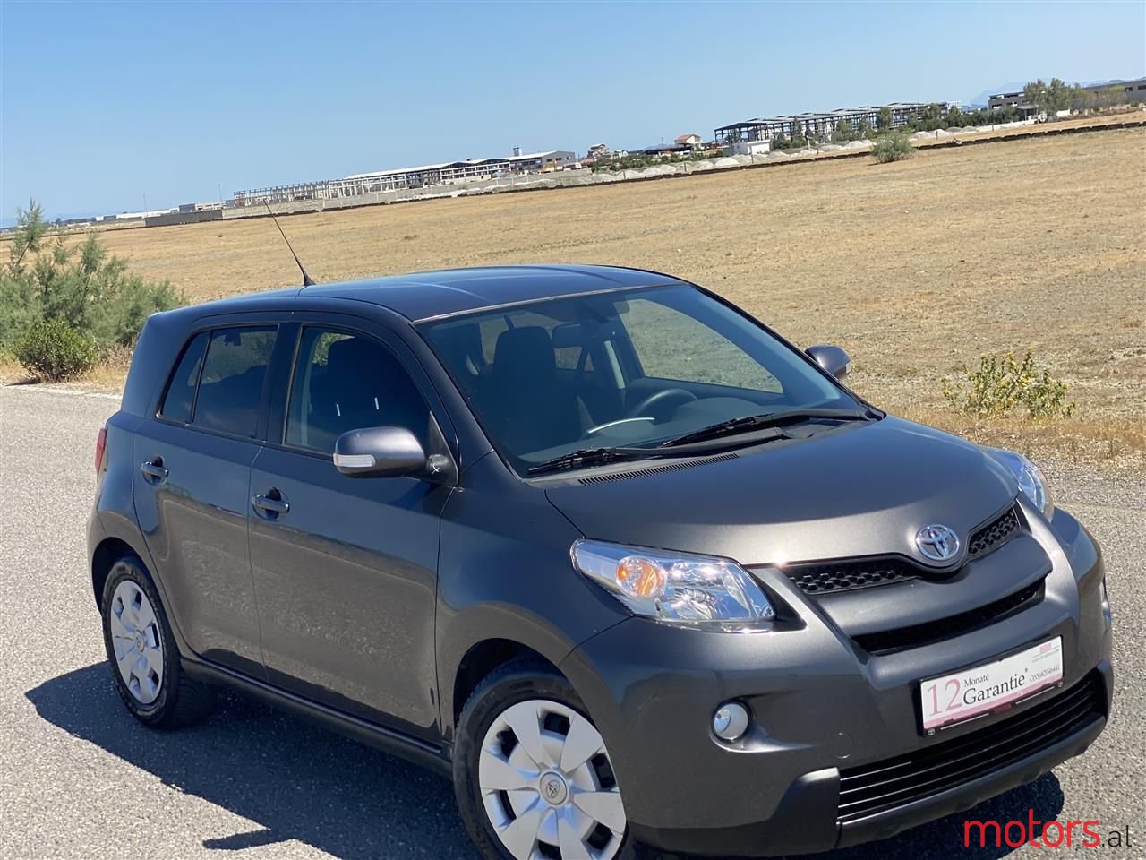 2011' Toyota Urban Cruiser photo #6