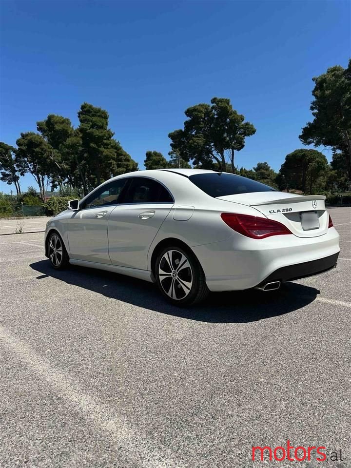2014' Mercedes-Benz CLA 250 photo #6