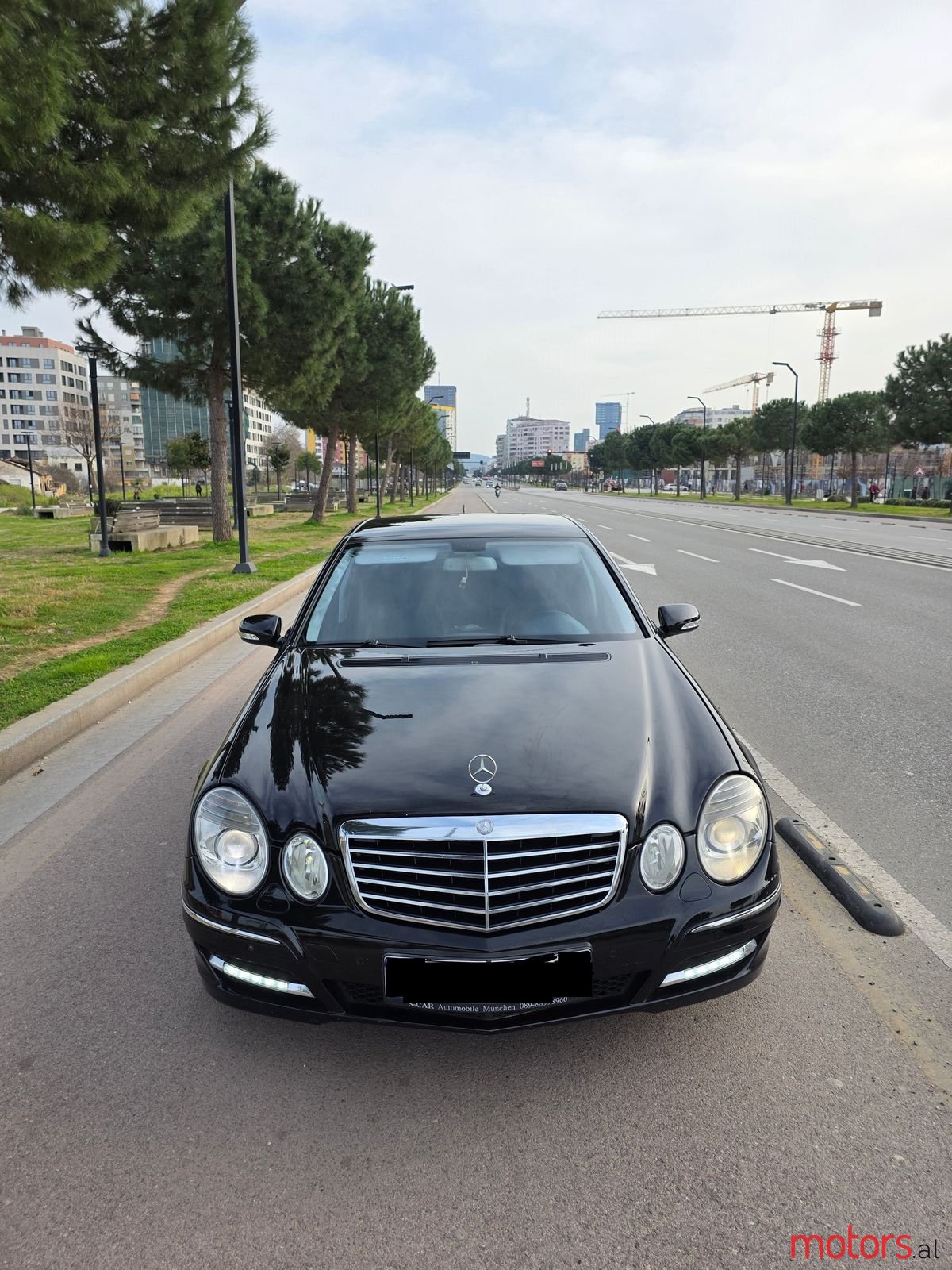 2008' Mercedes-Benz E 220 photo #2