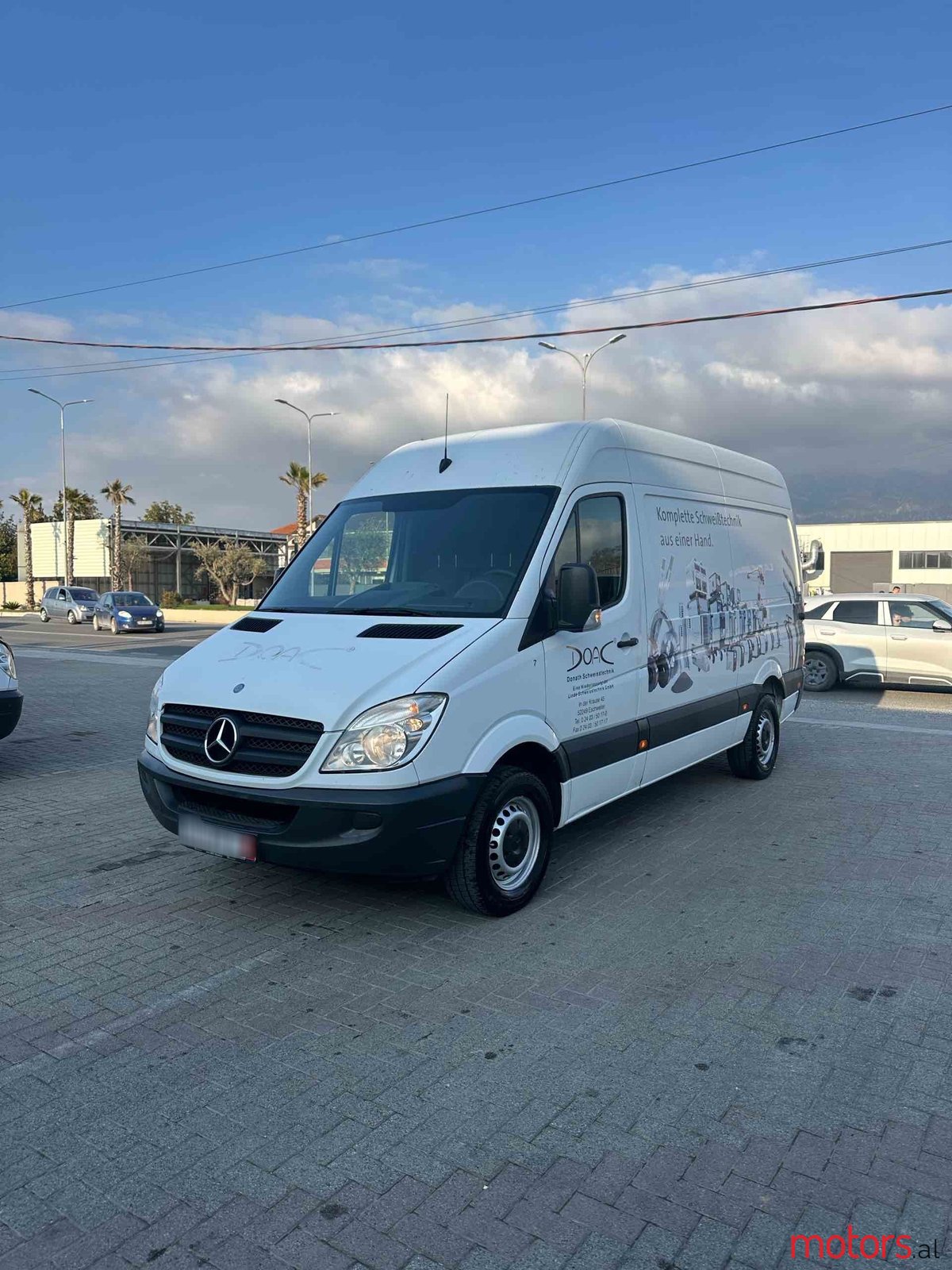 2012' Mercedes-Benz Sprinter photo #2