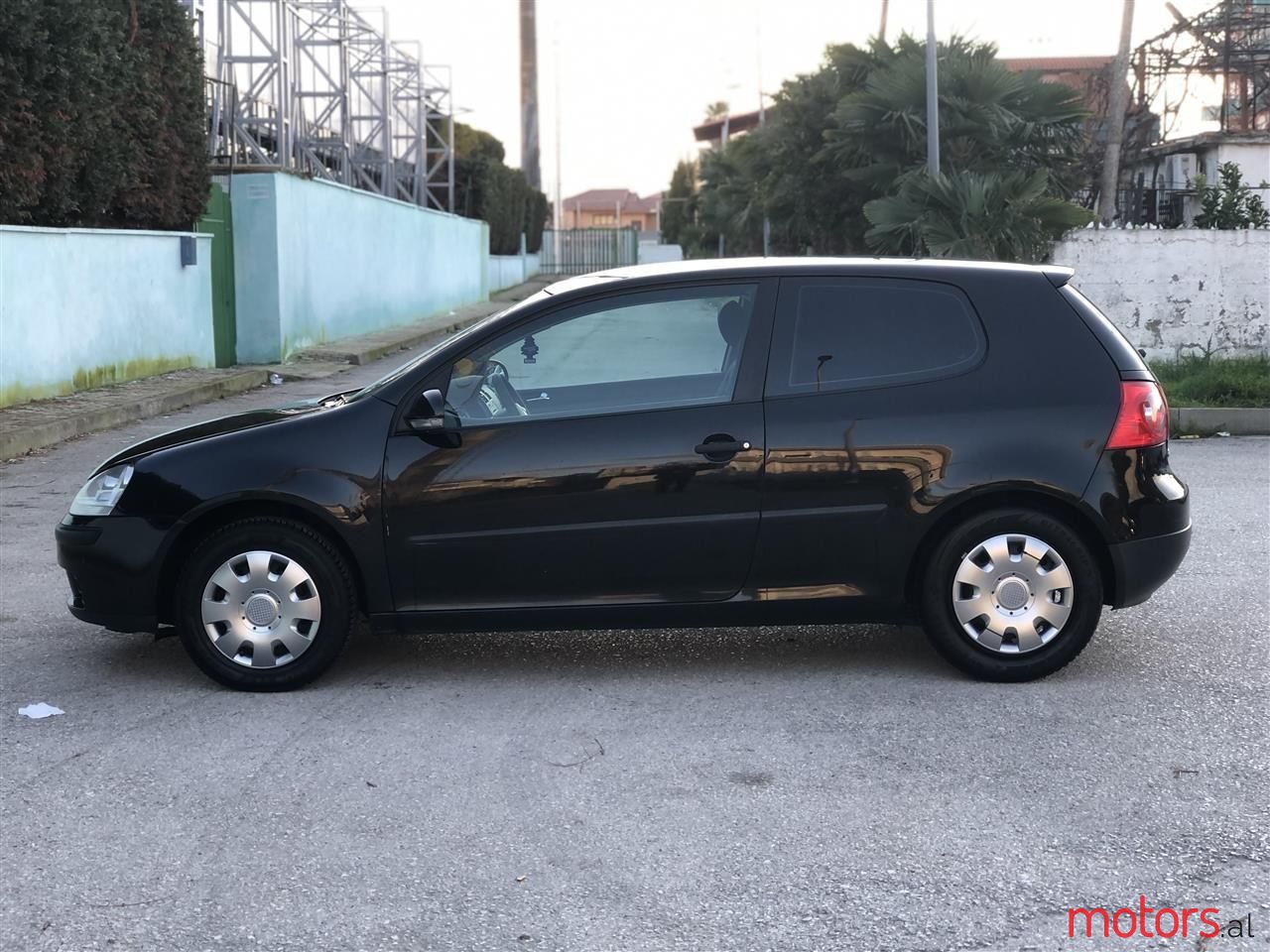 2006' Volkswagen Golf photo #4