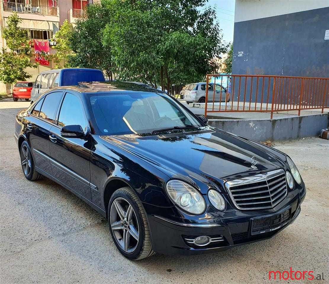 2007' Mercedes-Benz E 200 photo #1