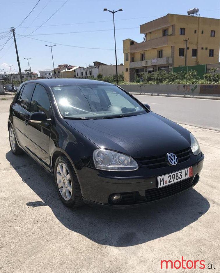 2005' Volkswagen Golf photo #1