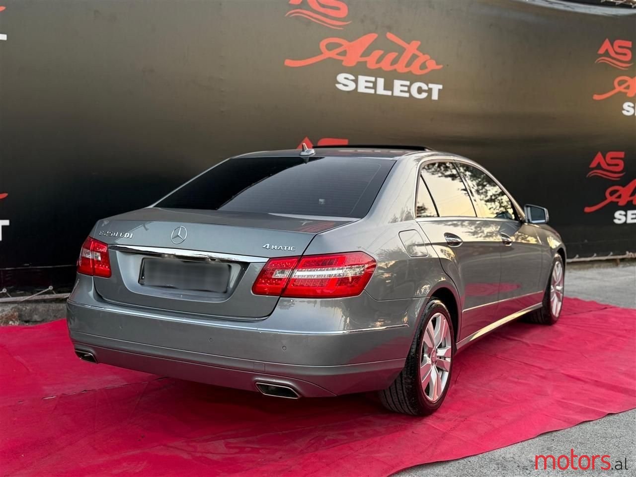 2013' Mercedes-Benz E 250 photo #5