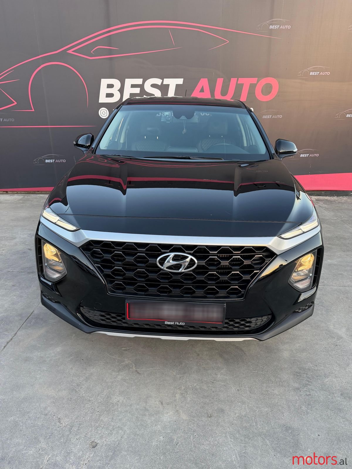 2019' Hyundai Santa Fe photo #2