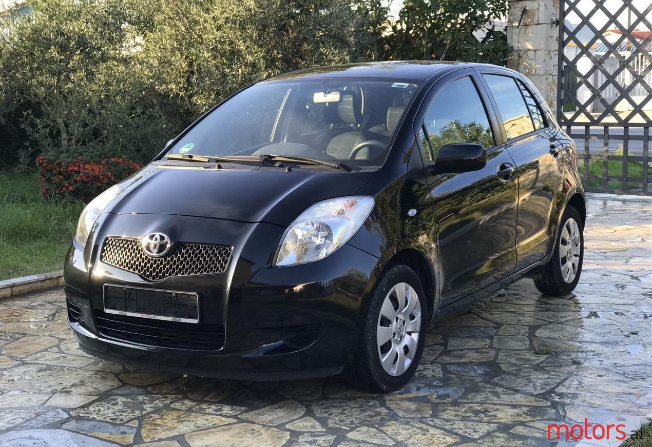 2006' Toyota Yaris photo #1