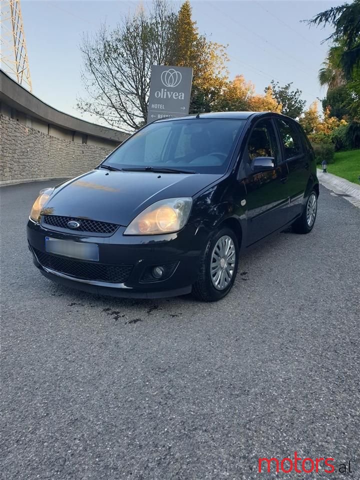 2007' Ford Fiesta photo #3