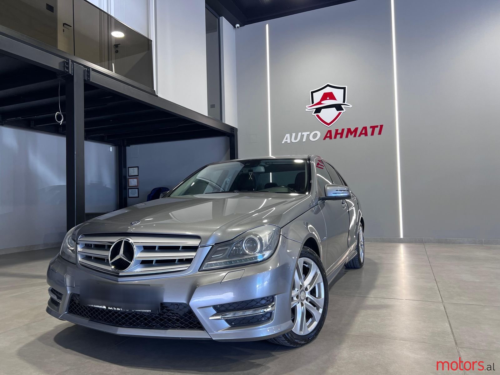 2012' Mercedes-Benz C 220 photo #6