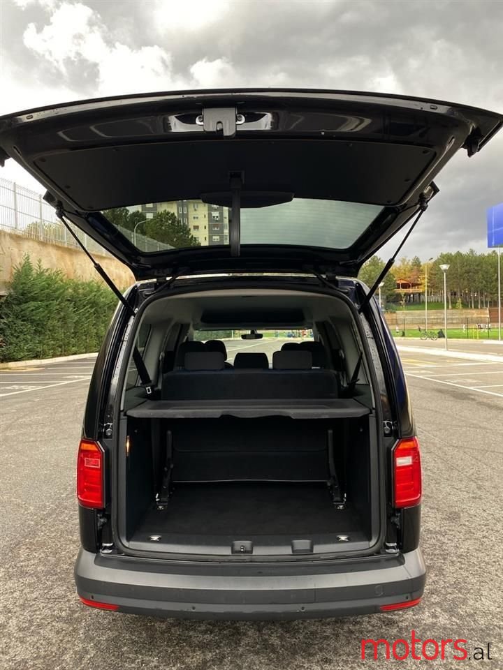 2016' Volkswagen Caddy photo #6