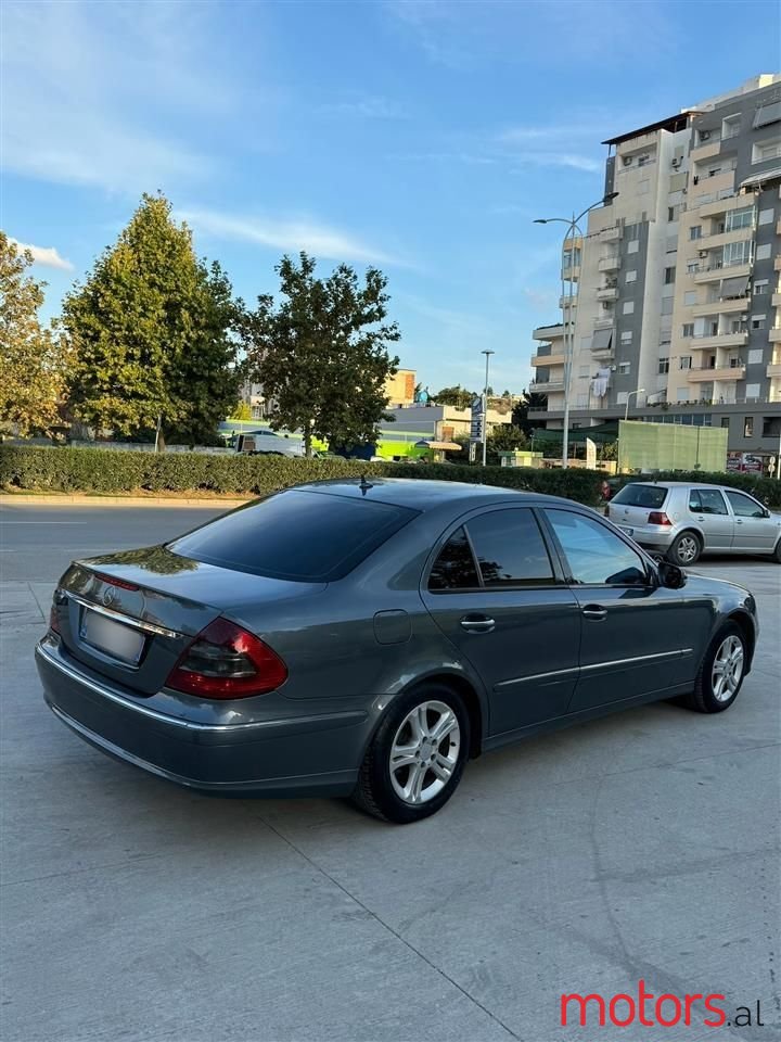 2007' Mercedes-Benz E 280 photo #3