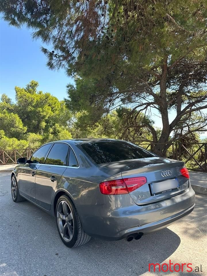 2014' Audi A4 photo #2