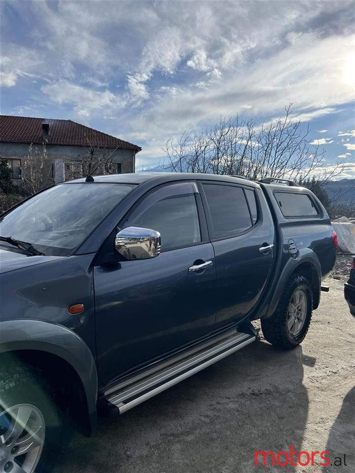 2008' Mitsubishi L200 photo #5