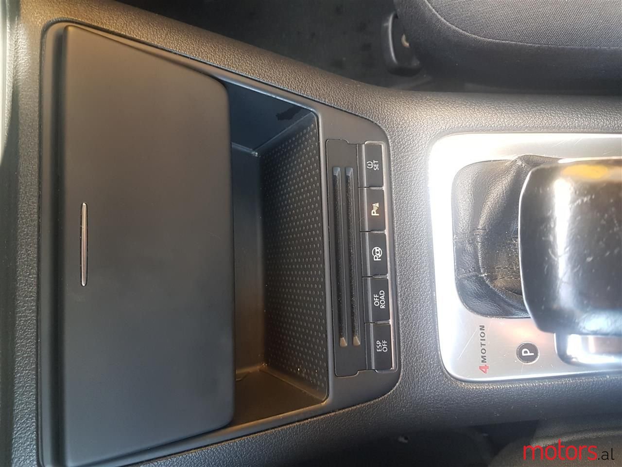 2008' Volkswagen Tiguan photo #3