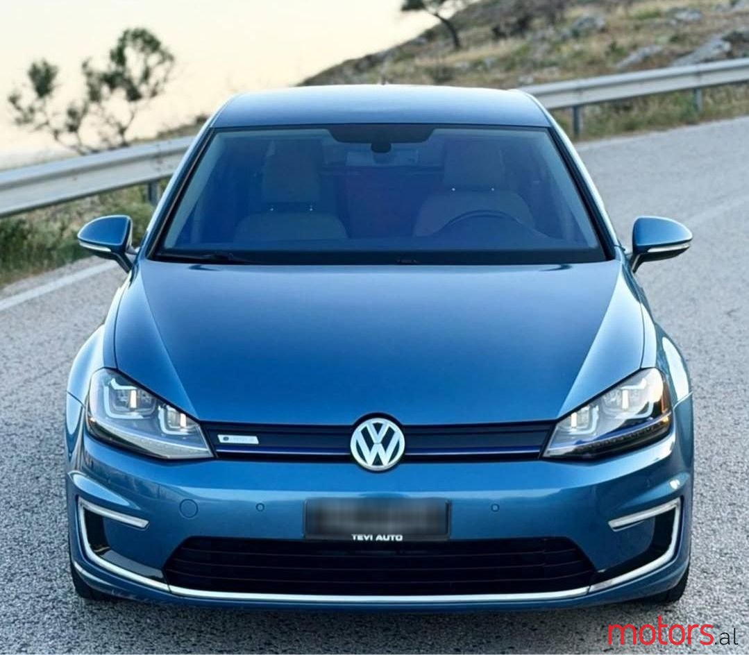 2016' Volkswagen e-Golf photo #4