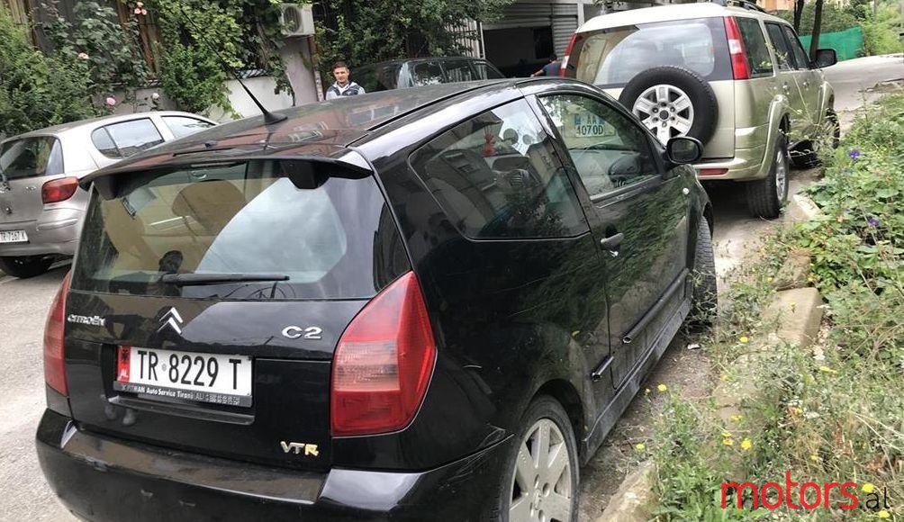 2004' Citroen C2 photo #1