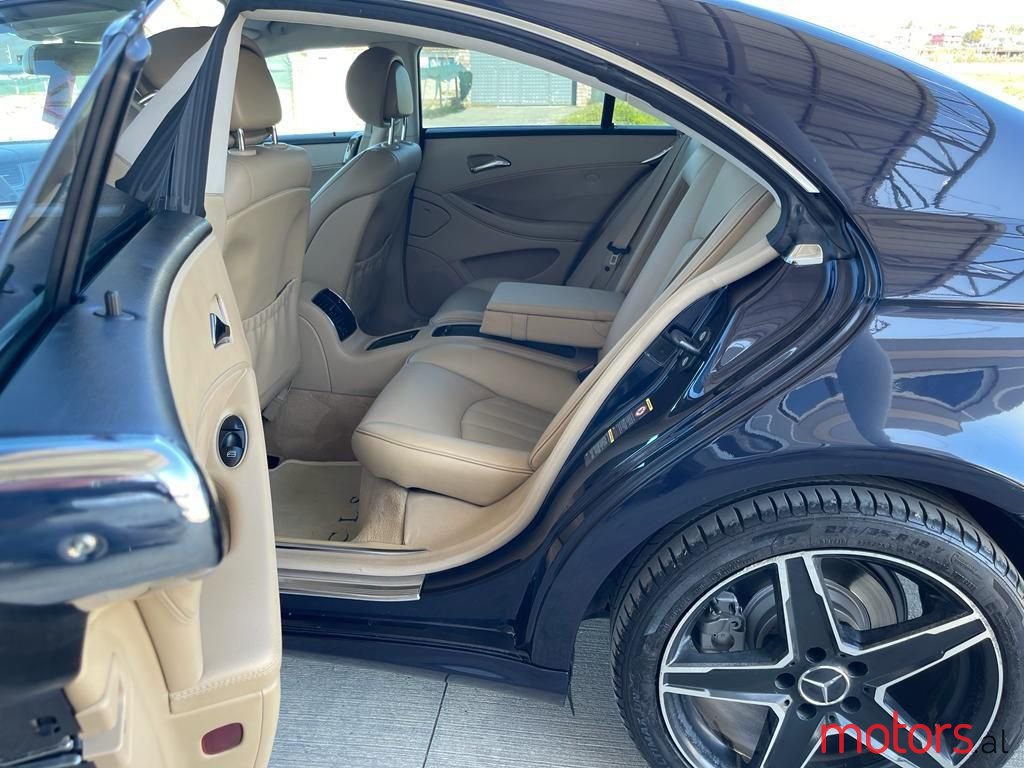 2006' Mercedes-Benz CLS 320 photo #2