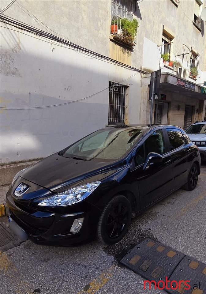 2010' Peugeot 308 photo #1
