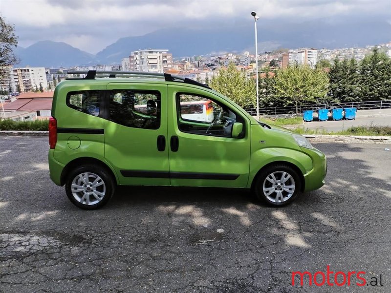 2009' Fiat Qubo photo #2