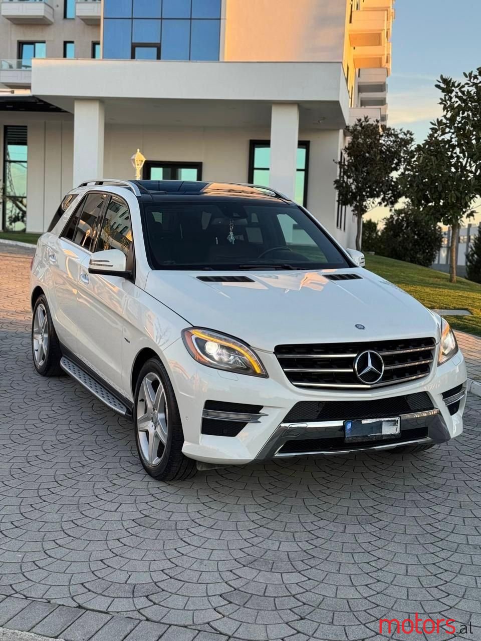 2013' Mercedes-Benz ML 350 photo #1