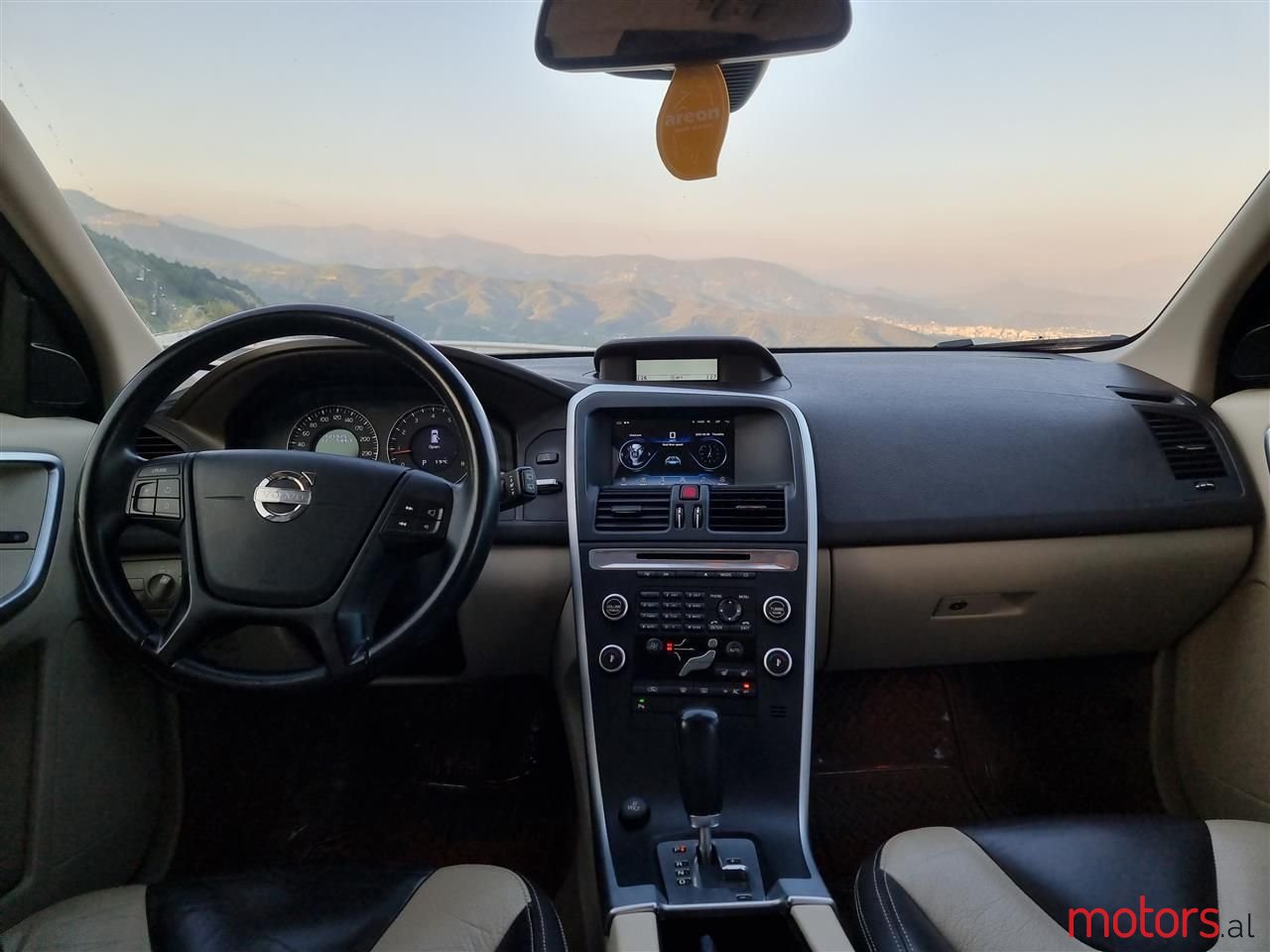 2012' Volvo Xc 60 photo #6