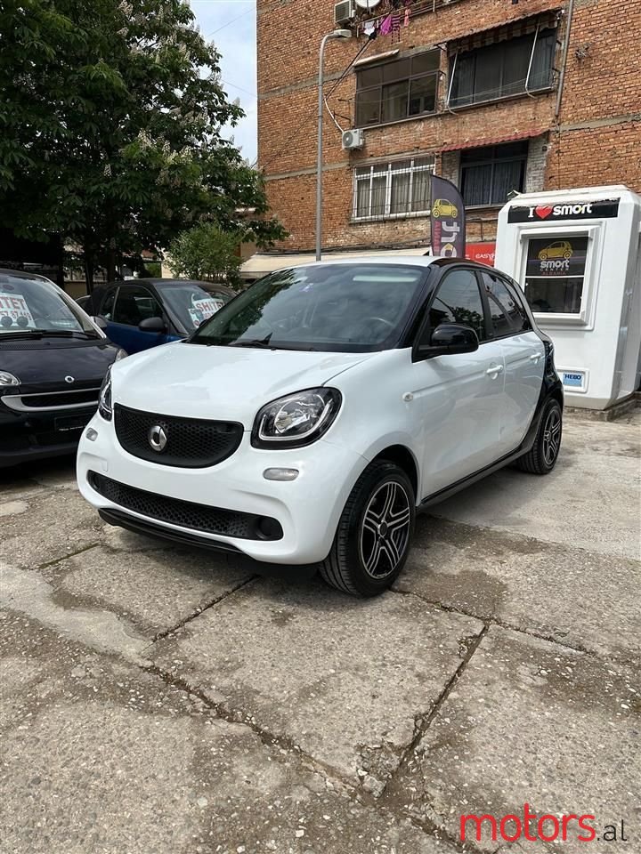 2015' Smart Fortwo photo #2