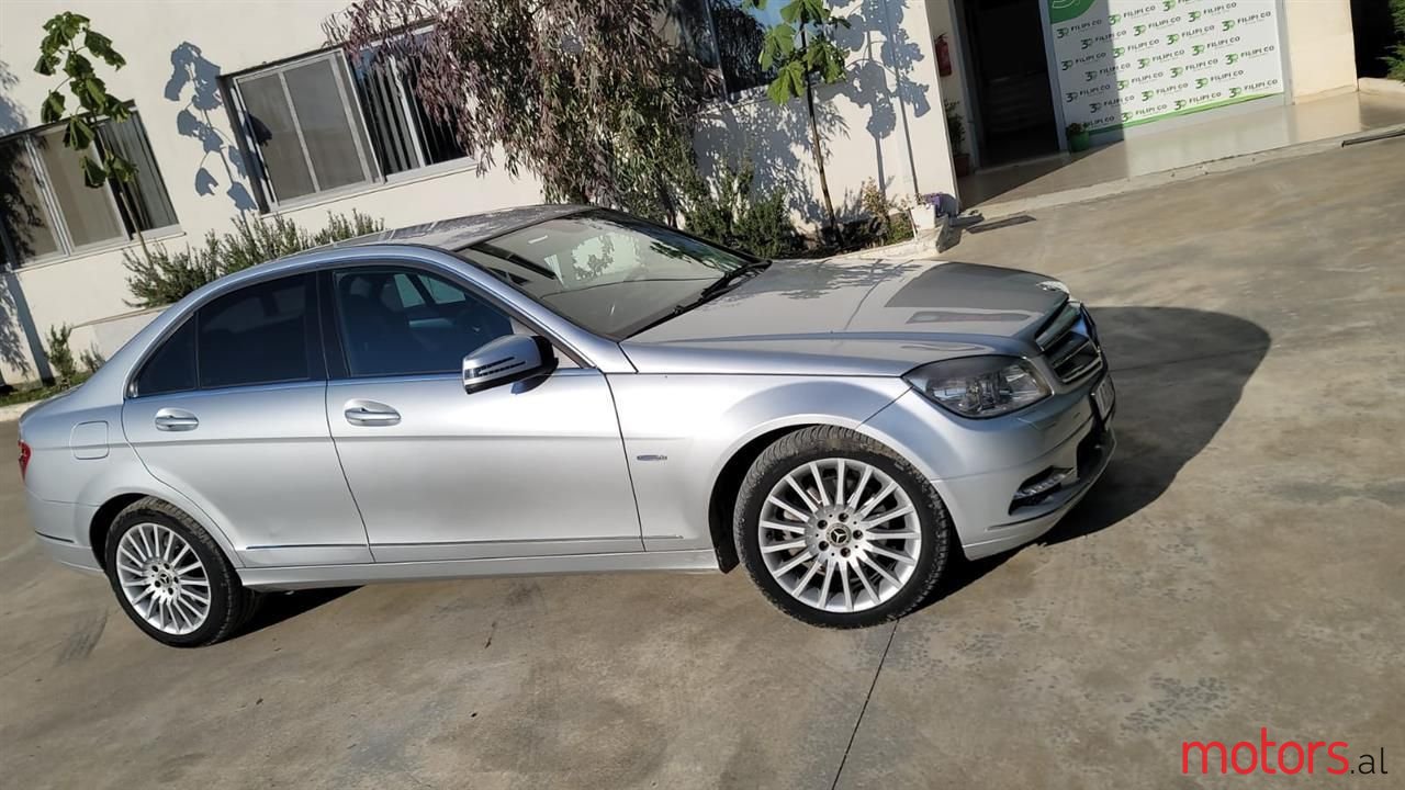 2010' Mercedes-Benz C 220 photo #1