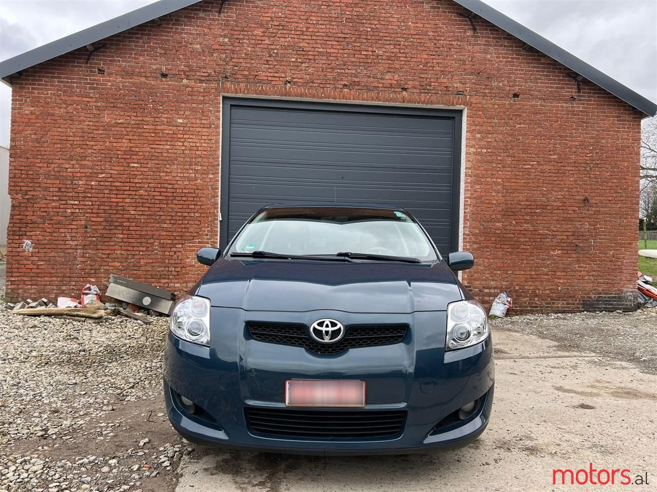 2007' Toyota Auris photo #2