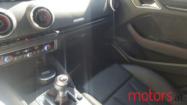 2016' Audi RS3 photo #6