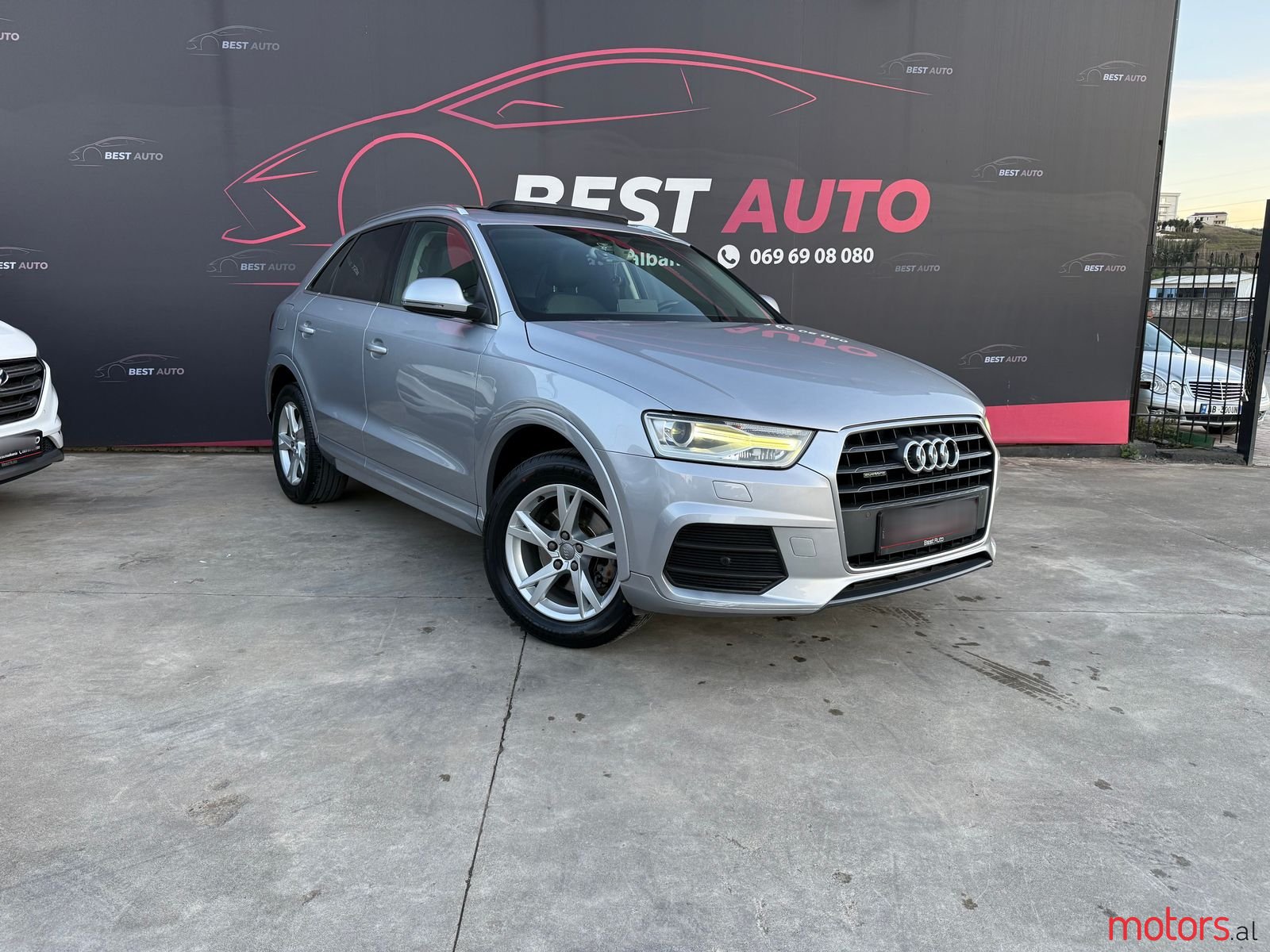 2015' Audi Q3 photo #1