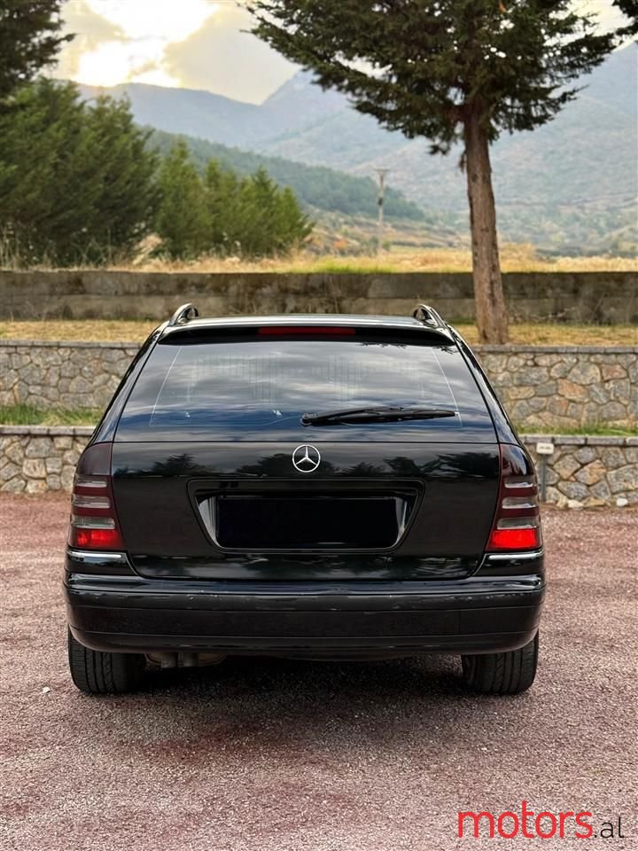 2003' Mercedes-Benz C 200 photo #2