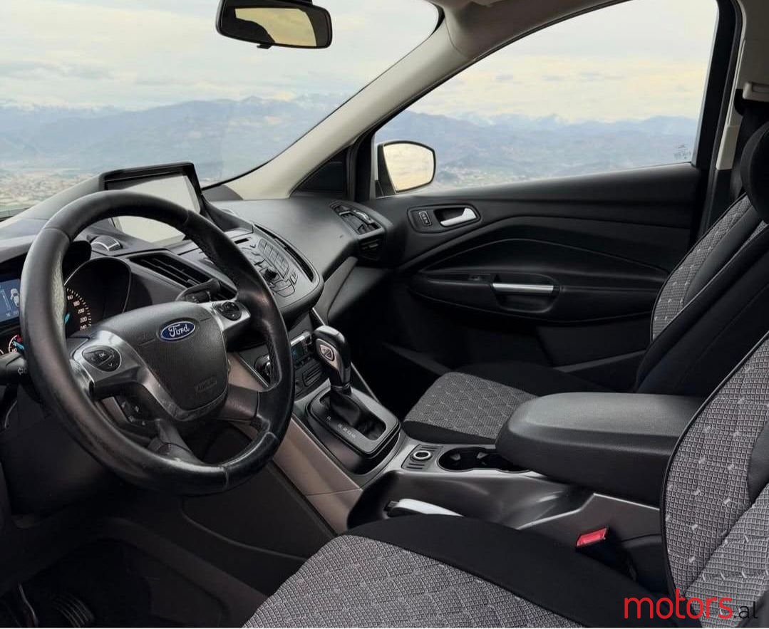 2013' Ford Kuga photo #3
