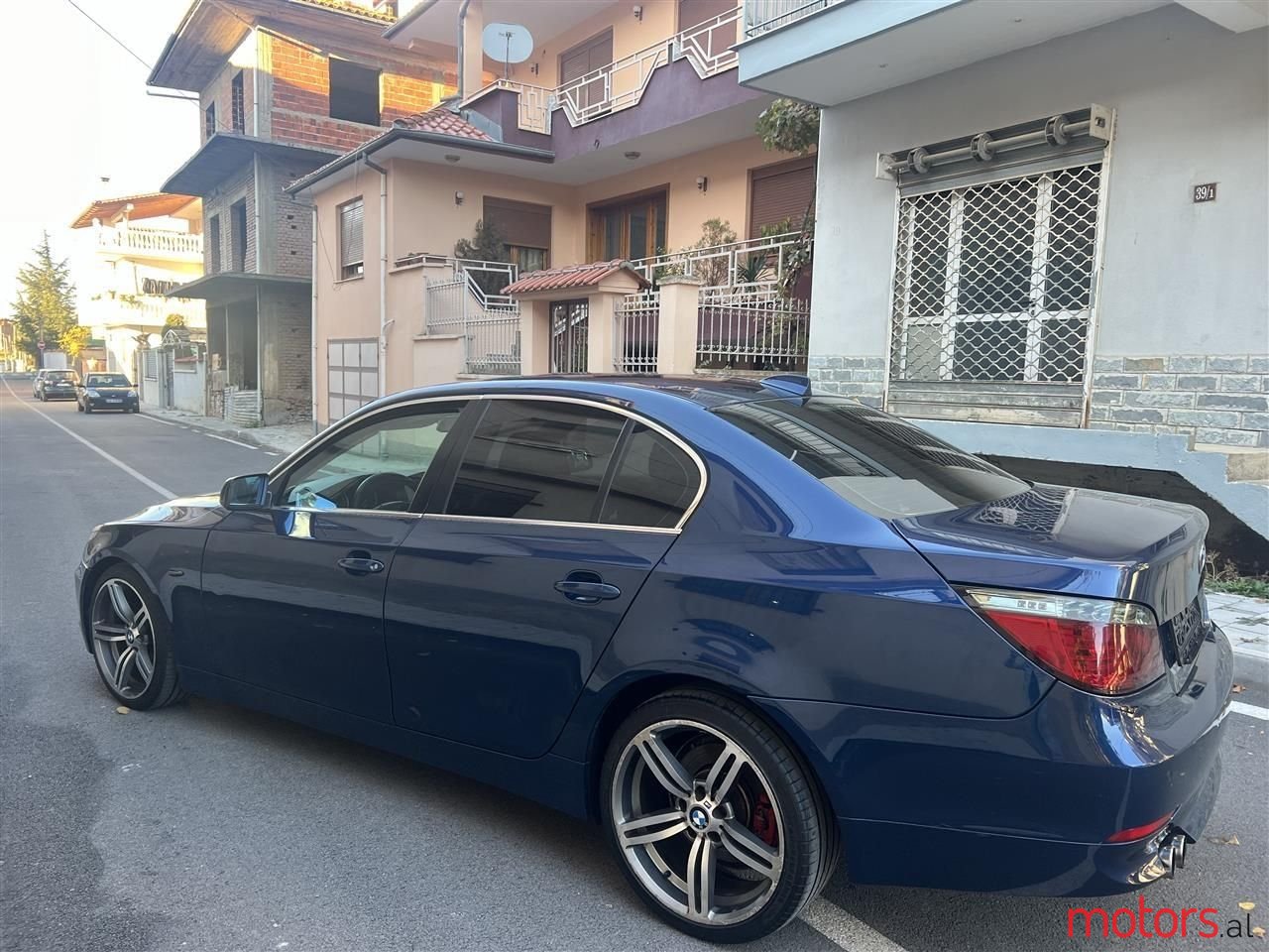 2005' BMW 520 photo #2