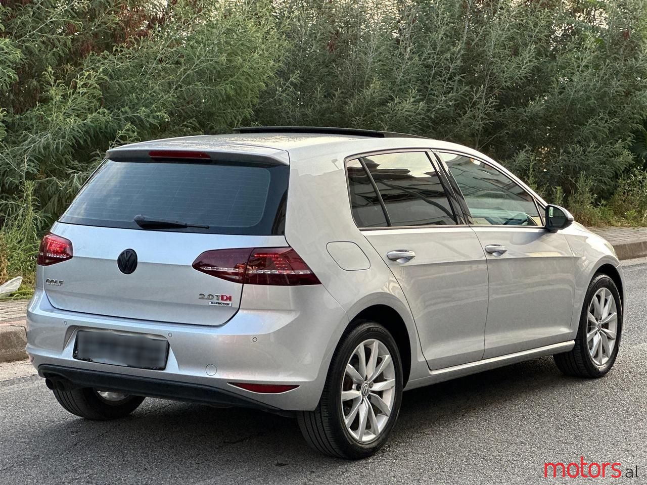 2015' Volkswagen Golf photo #3