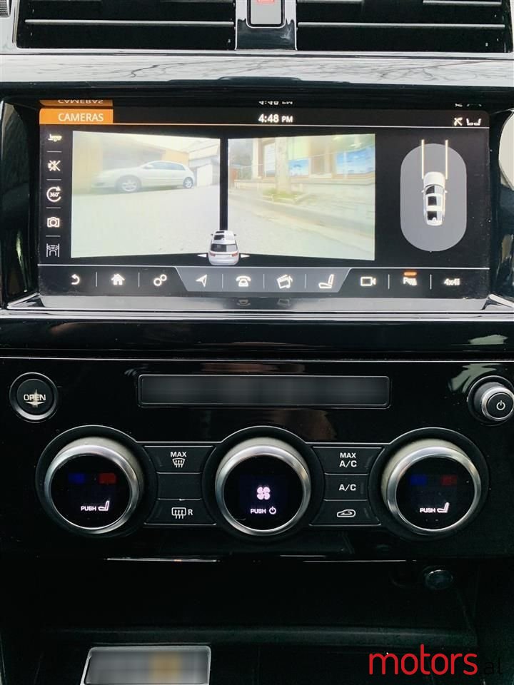 2017' Land Rover Discovery photo #4