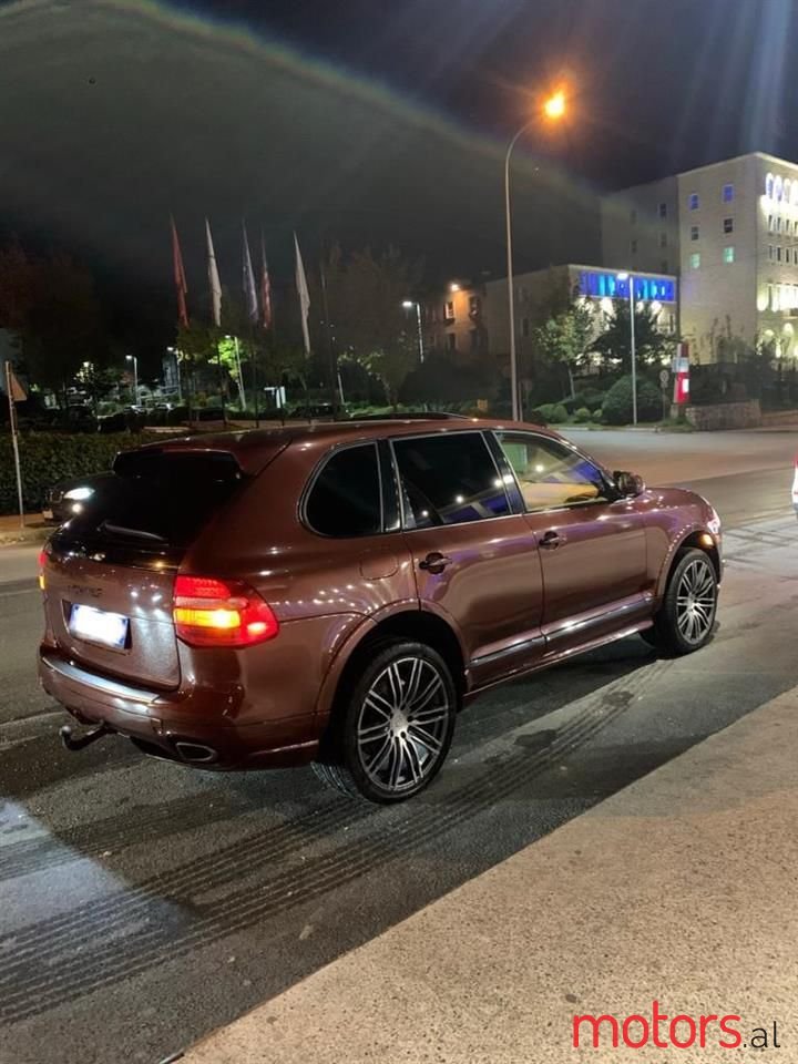 2008' Porsche Cayenne photo #3