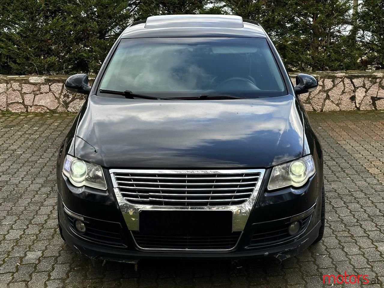 2005' Volkswagen Passat photo #2