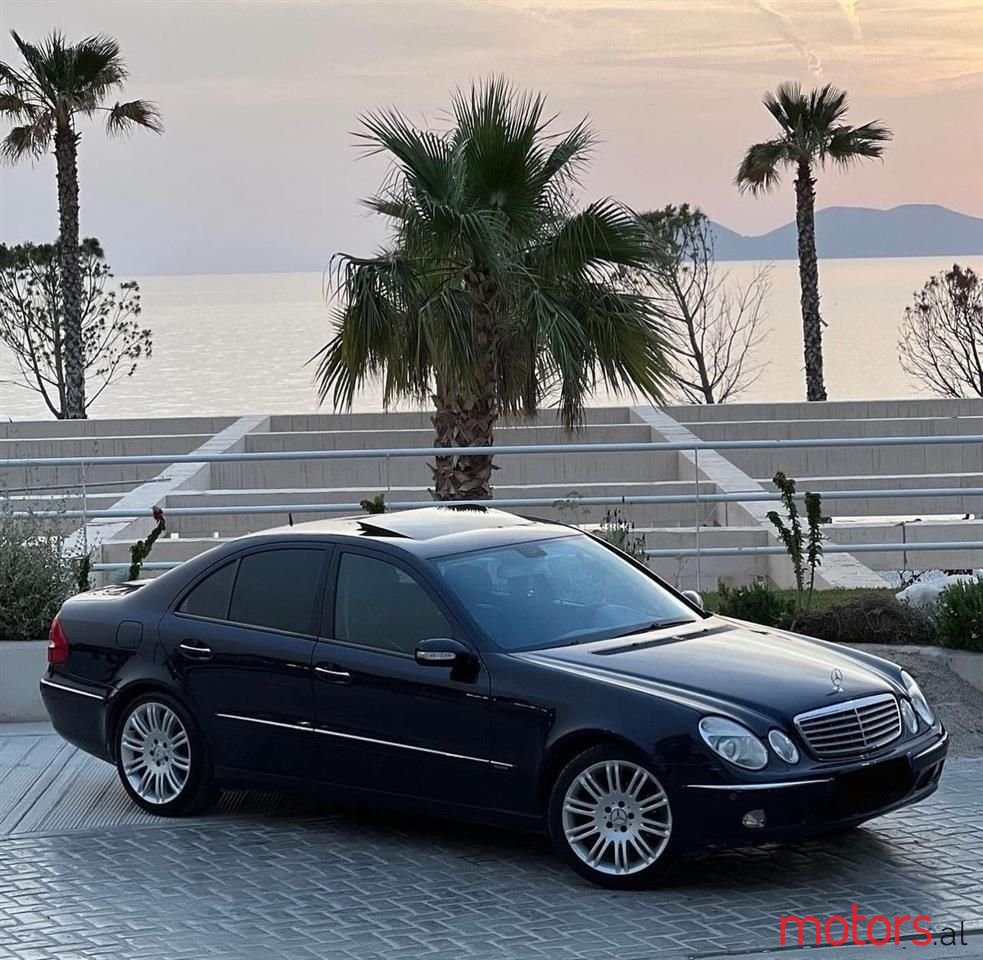 2003' Mercedes-Benz E 240 photo #5