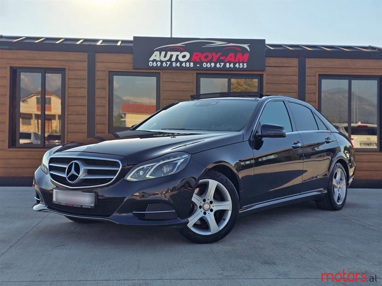 2014' Mercedes-Benz E 250 photo #2