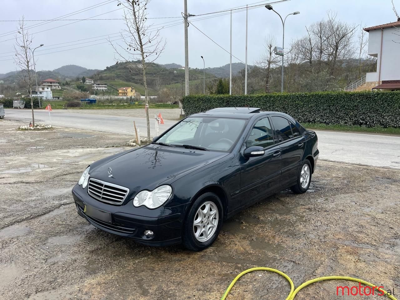 2006' Mercedes-Benz C 220 photo #1