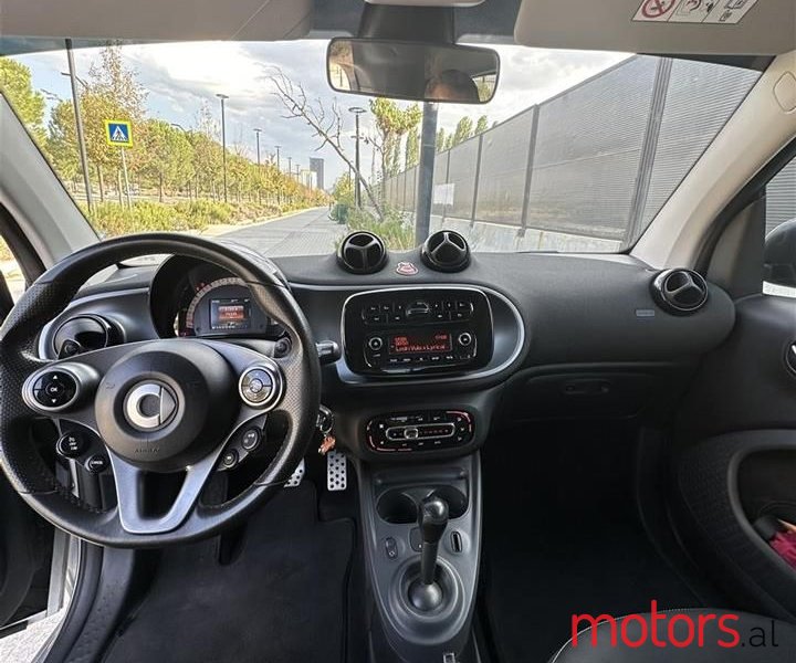 2016' Smart Fortwo photo #5