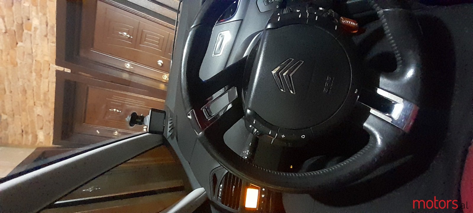 2008' Citroen C4 Picasso photo #1