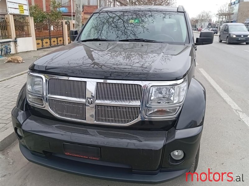 2010' Dodge Nitro photo #1