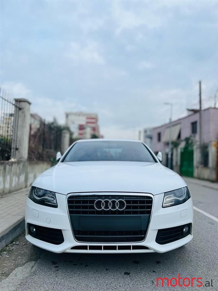 2012' Audi A4 photo #2