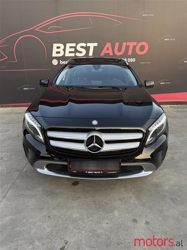 2017' Mercedes-Benz GLA 200 photo #4