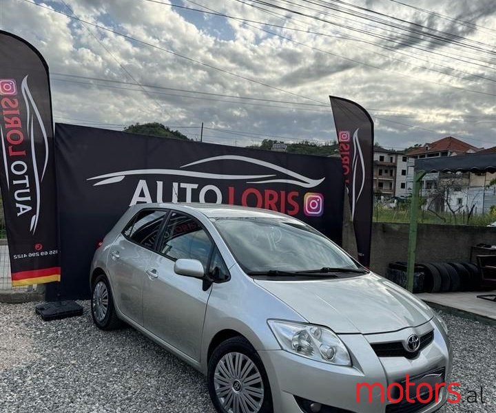 2008' Toyota Auris photo #1