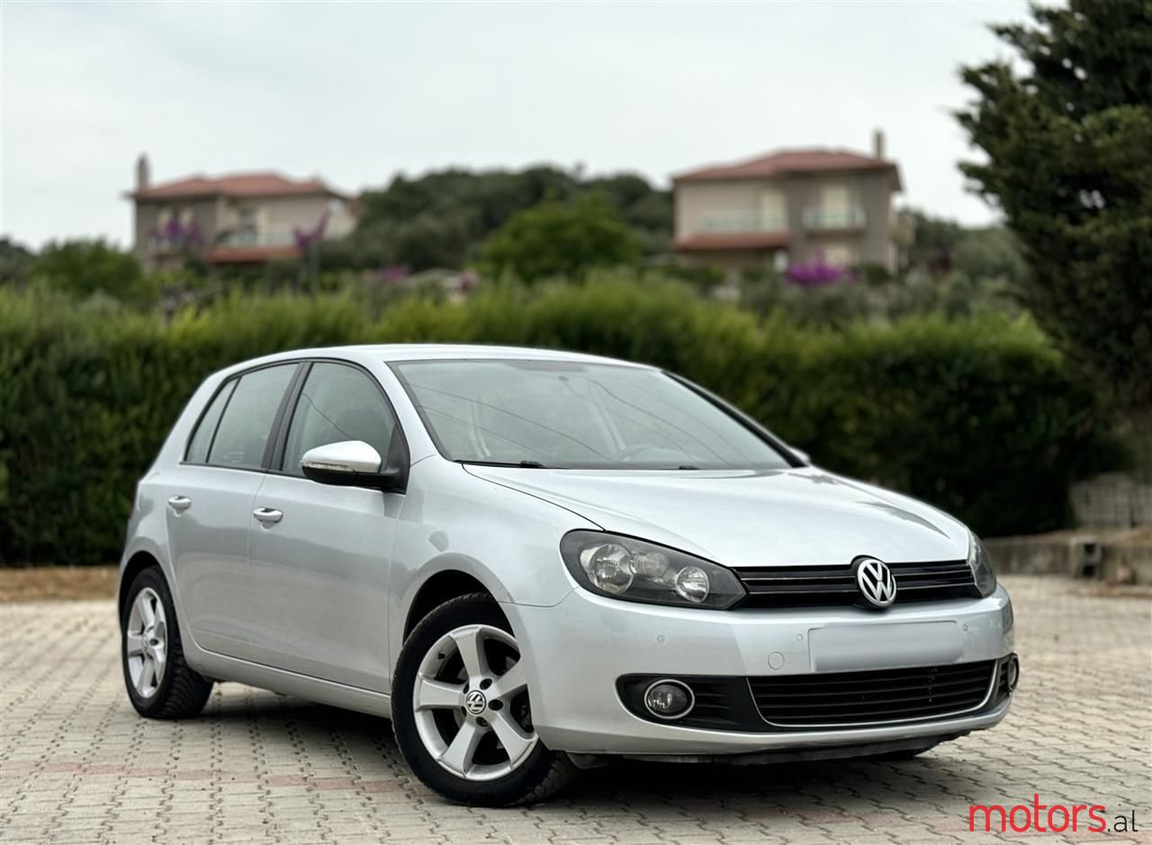 2014' Volkswagen Golf photo #5