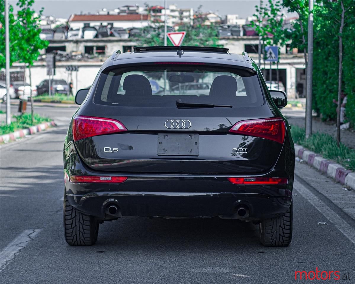 2012' Audi Q5 photo #5