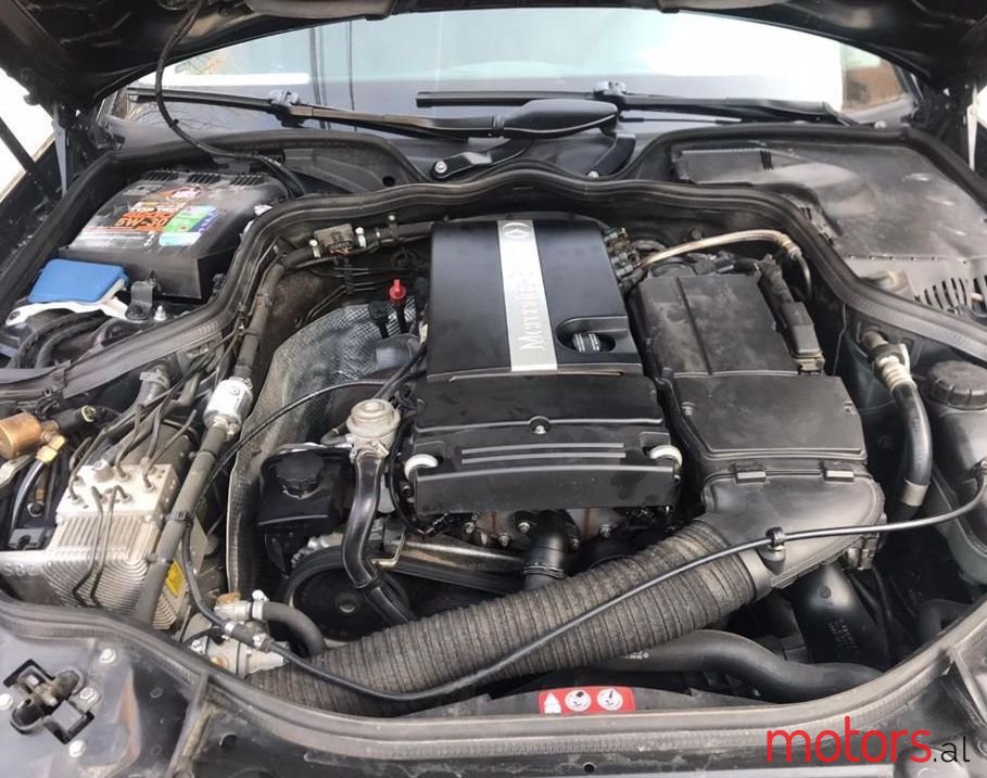2005' Mercedes-Benz E 200 photo #4